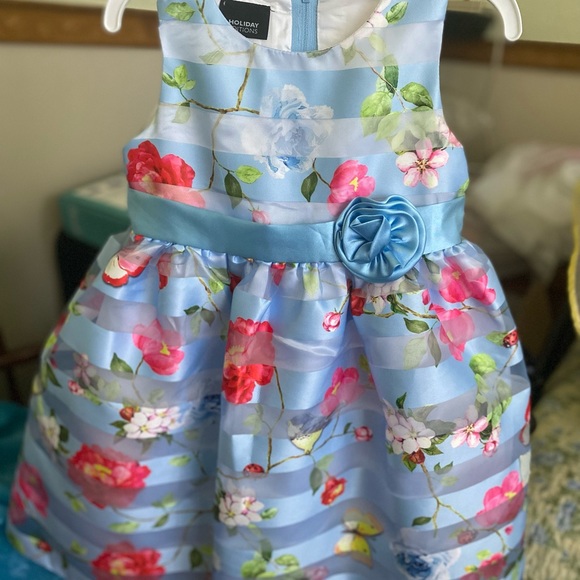 Blue Print Dress, long sleeve see through cardigan/shawl plus laced socks bundle - Picture 7 of 7